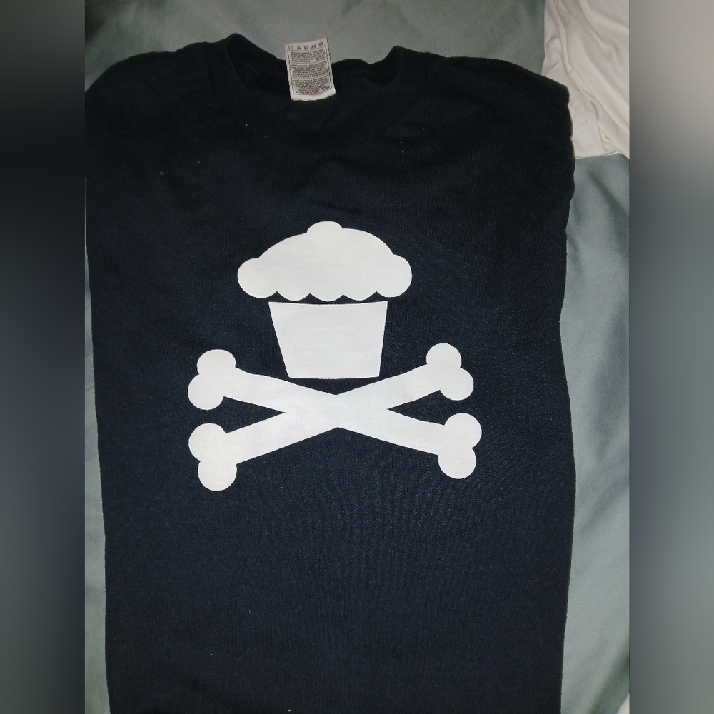 Vintage Y2K JOHNNY CUPCAKE T-shirt Authentic From Original Owner Size S